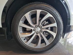 Land Rover Discovery Sport D200 R-Dynamic SE - Image 5