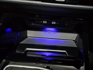 Volkswagen Golf R - Image 12