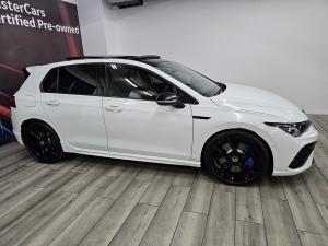 Volkswagen Golf R - Image 18