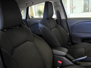 Suzuki Baleno 1.5 GL auto - Image 15