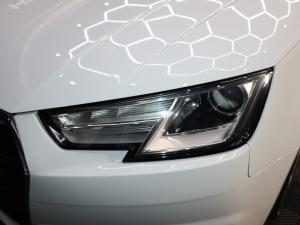 Audi A4 2.0TDI - Image 12