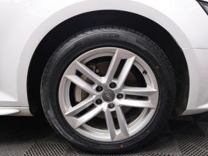Audi A4 2.0TDI - Image 13