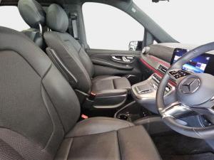 Mercedes-Benz V-Class V300d Exclusive - Image 14