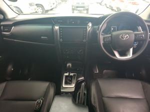 Toyota Fortuner 2.4GD-6 4x4 - Image 6