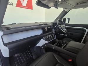 Land Rover Defender 110 D250 SE - Image 7