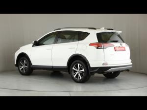 Toyota RAV4 2.0 GX auto - Image 21