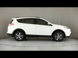 Toyota RAV4 2.0 GX auto - Image 3