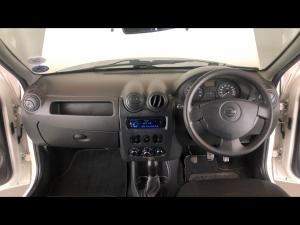 Nissan NP200 1.6i (aircon) - Image 6