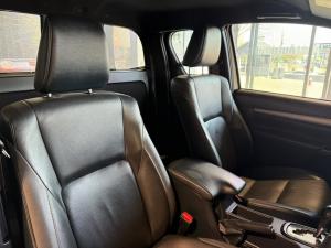 Toyota Hilux 2.8GD-6 Xtra cab 4x4 Legend auto - Image 12