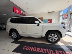 Toyota Land Cruiser 300 3.3D GX-R - Image 3