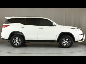 Toyota Fortuner 2.4GD-6 auto - Image 3