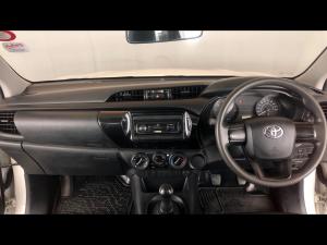 Toyota Hilux 2.4GD S (aircon) - Image 6