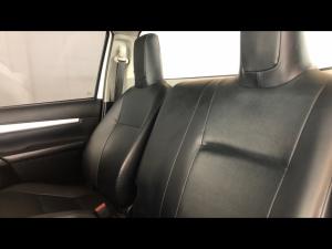 Toyota Hilux 2.4GD S (aircon) - Image 11