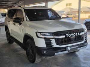 Toyota Land Cruiser 300 3.3D GR-Sport - Image 1