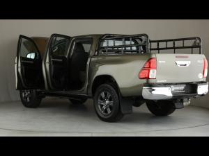 Toyota Hilux 2.4GD-6 double cab 4x4 Raider auto - Image 25