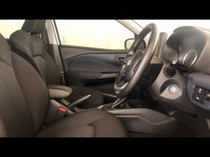 Toyota Starlet 1.5 XS auto - Image 10