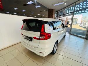 Suzuki Ertiga 1.5 GA - Image 2