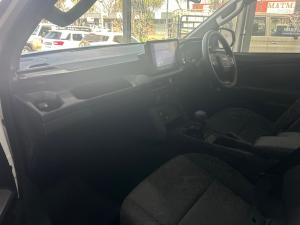 Toyota Hilux 2.8GD-6 double cab SRX - Image 7