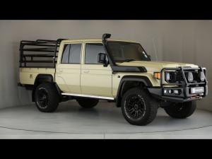 Toyota Land Cruiser 79 2.8GD-6 double cab auto - Image 1
