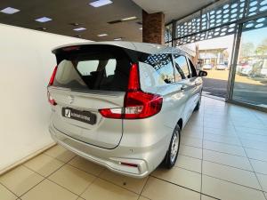 Suzuki Ertiga 1.5 GA - Image 2
