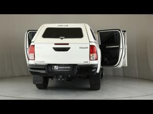 Toyota Hilux 2.4GD-6 double cab 4x4 Raider manual - Image 24