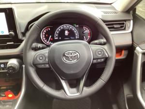 Toyota RAV4 2.0 GX-R AWD - Image 8