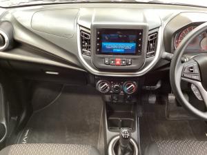 Toyota Vitz 1.0 XR manual - Image 13