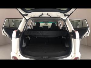 Toyota RAV4 2.0 GX auto - Image 13