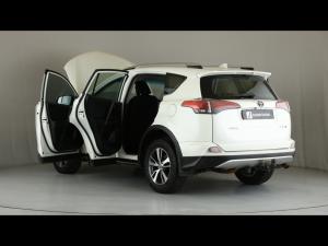 Toyota RAV4 2.0 GX auto - Image 25