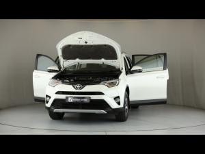 Toyota RAV4 2.0 GX auto - Image 28
