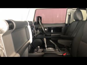 Toyota FJ Cruiser FJ Cruiser - Image 7