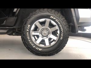 Toyota FJ Cruiser FJ Cruiser - Image 19