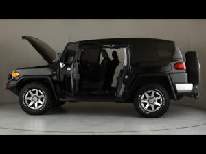 Toyota FJ Cruiser FJ Cruiser - Image 26