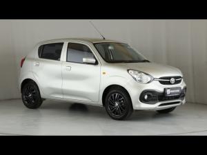 Toyota Vitz 1.0 XR manual - Image 1