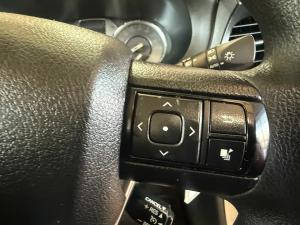 Toyota Hilux 2.4GD-6 single cab 4x4 Raider manual - Image 10