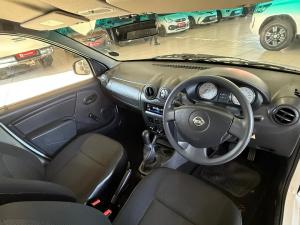 Nissan NP200 1.6i safety pack (aircon) - Image 6