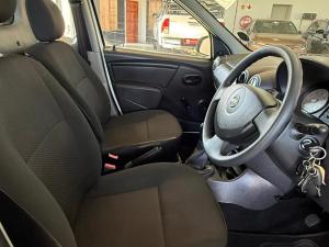 Nissan NP200 1.6i safety pack (aircon) - Image 12