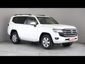 Toyota Land Cruiser 300 3.3D GX-R - Image 1