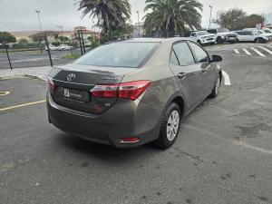 Toyota Corolla Quest 1.8 Plus manual - Image 2