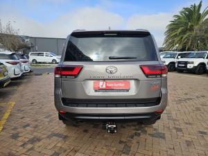 Toyota Land Cruiser 300 3.3D GX-R - Image 5