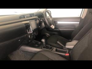 Toyota Hilux 2.4GD-6 double cab 4x4 Raider auto - Image 7