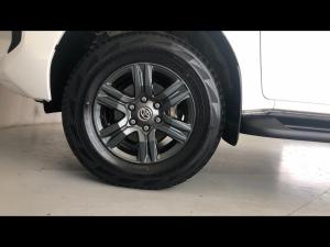 Toyota Hilux 2.4GD-6 double cab 4x4 Raider auto - Image 18