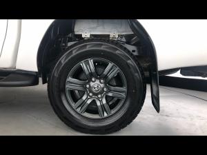 Toyota Hilux 2.4GD-6 double cab 4x4 Raider auto - Image 19