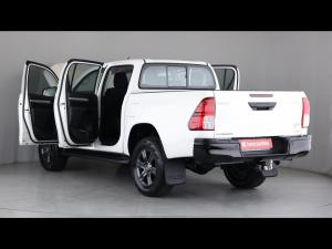 Toyota Hilux 2.4GD-6 double cab 4x4 Raider auto - Image 25