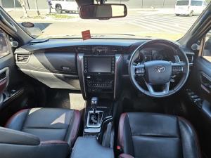 Toyota Fortuner 2.8GD-6 48V VX - Image 6
