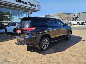 Toyota Fortuner 2.8GD-6 48V VX - Image 2