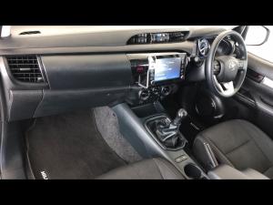 Toyota Hilux 2.4GD-6 double cab Raider manual - Image 7
