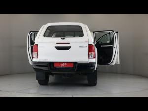 Toyota Hilux 2.4GD-6 double cab Raider manual - Image 24