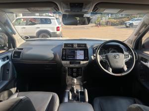 Toyota Land Cruiser Prado 2.8GD VX-L - Image 6