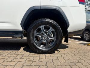 Toyota Land Cruiser 300 3.3D GR-Sport - Image 20